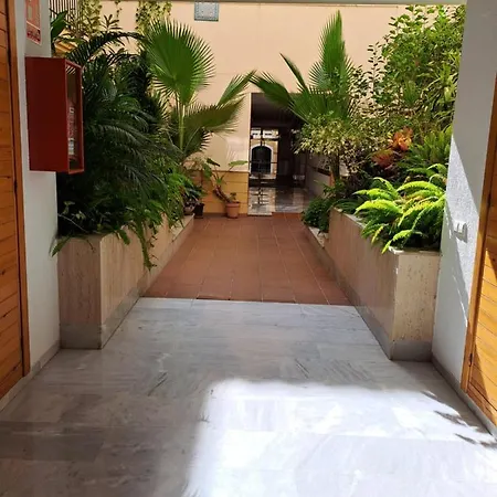 Apartamento Fuengirola شقة فوينخيرولا