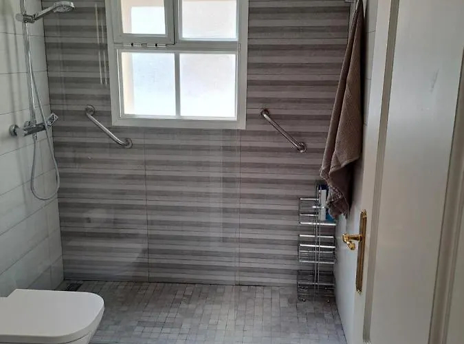 Apartamento Fuengirola فوينخيرولا