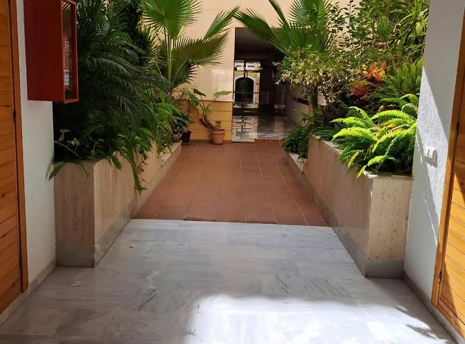 Apartamento Fuengirola شقة فوينخيرولا